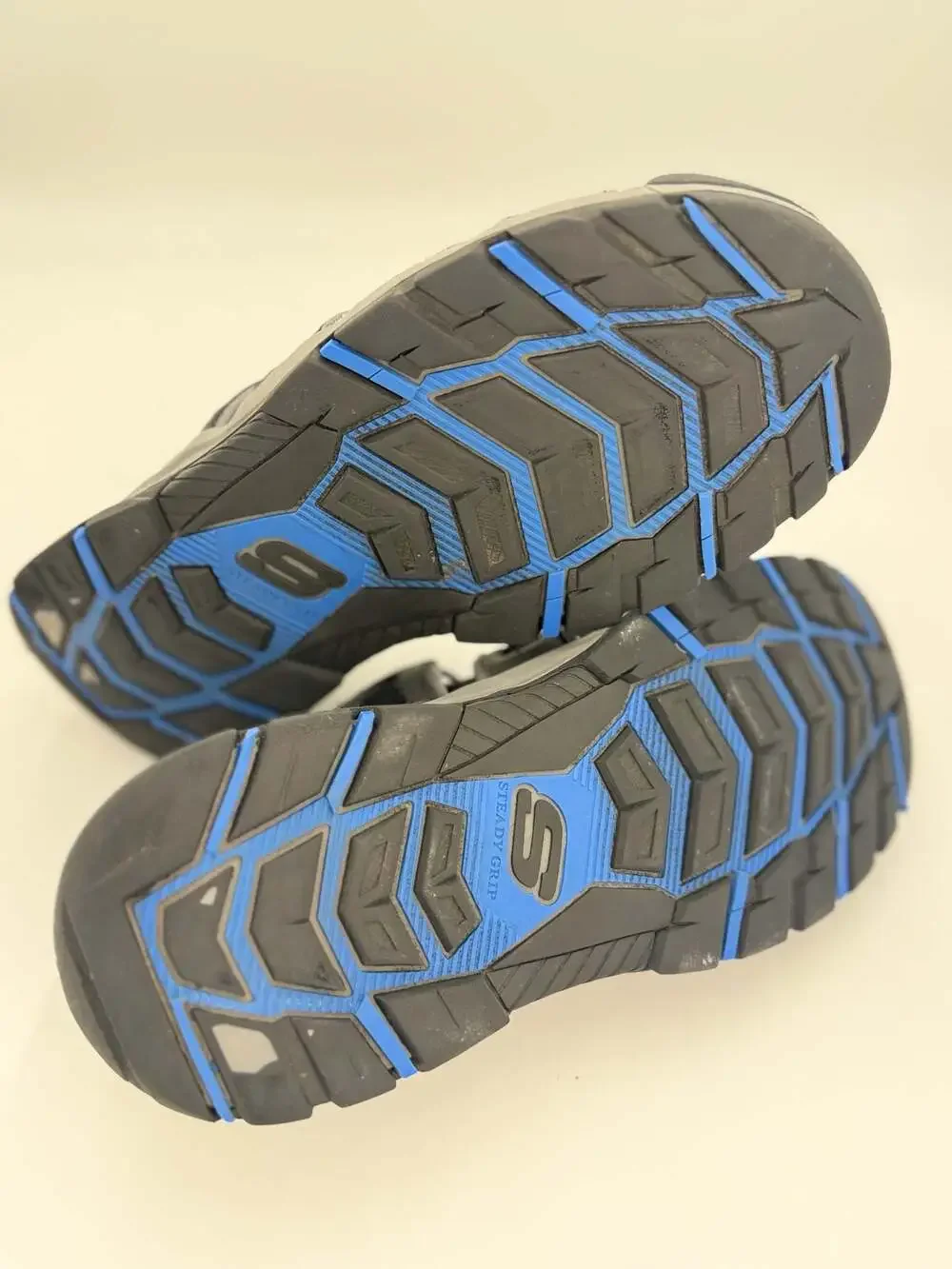 Skechers Men’s Hands Free Swift Fit Water Sandals Gorpcore Hiking Fisherman 11